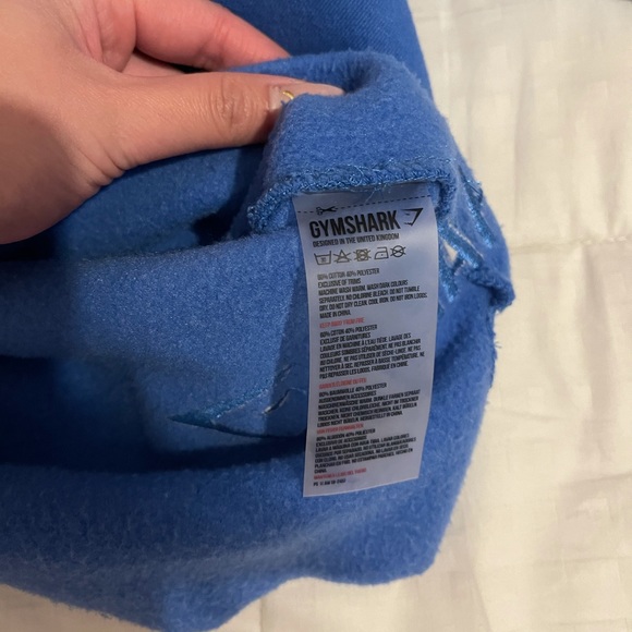 Raw edge cropped hoodie - Picture 6 of 9